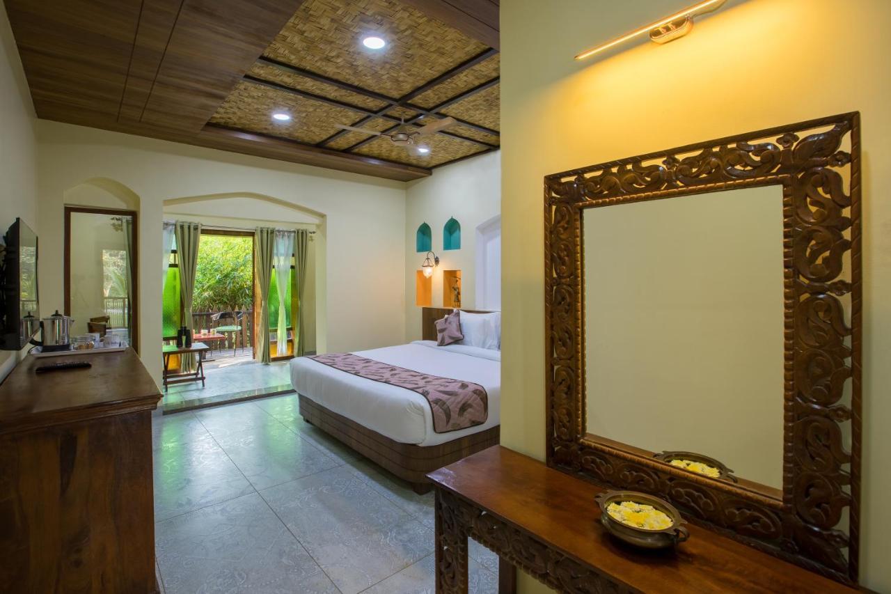 Hotel Sterling Padam Pench Khawāsa Exteriér fotografie