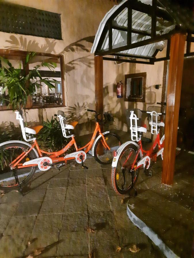 Hotel Sterling Padam Pench Khawāsa Exteriér fotografie