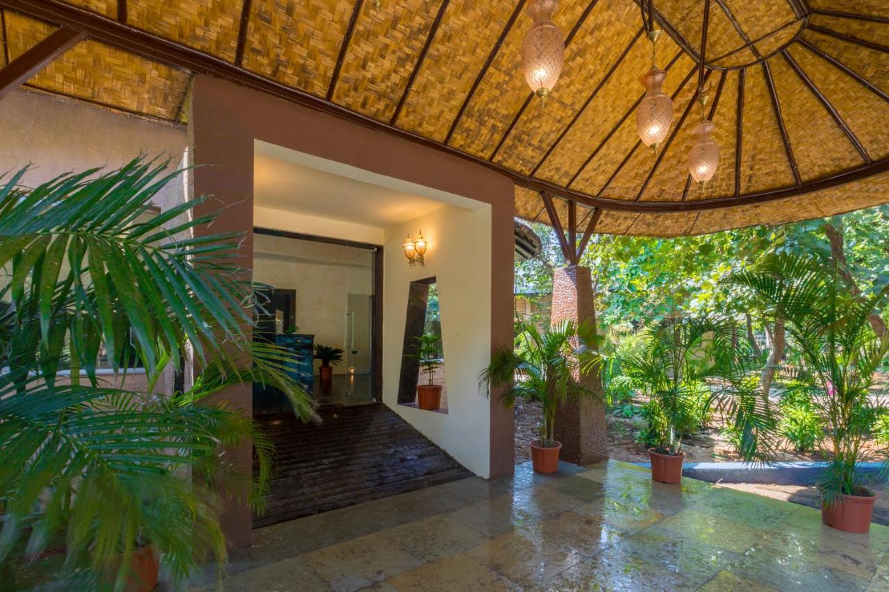 Hotel Sterling Padam Pench Khawāsa Exteriér fotografie